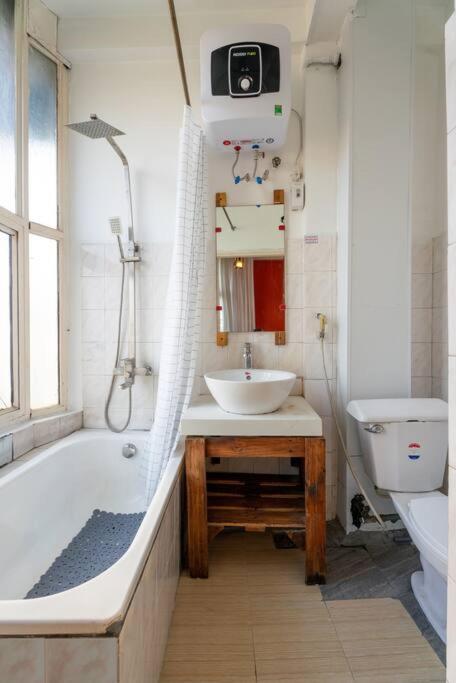 Backpacker Hostel-Beerstreet-Private-Cozy Hanoi Buitenkant foto